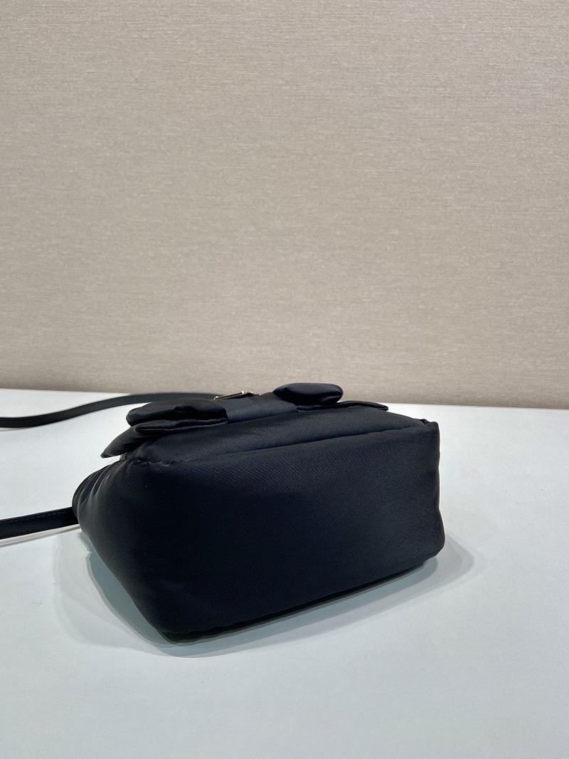 Pra*a satchel bags